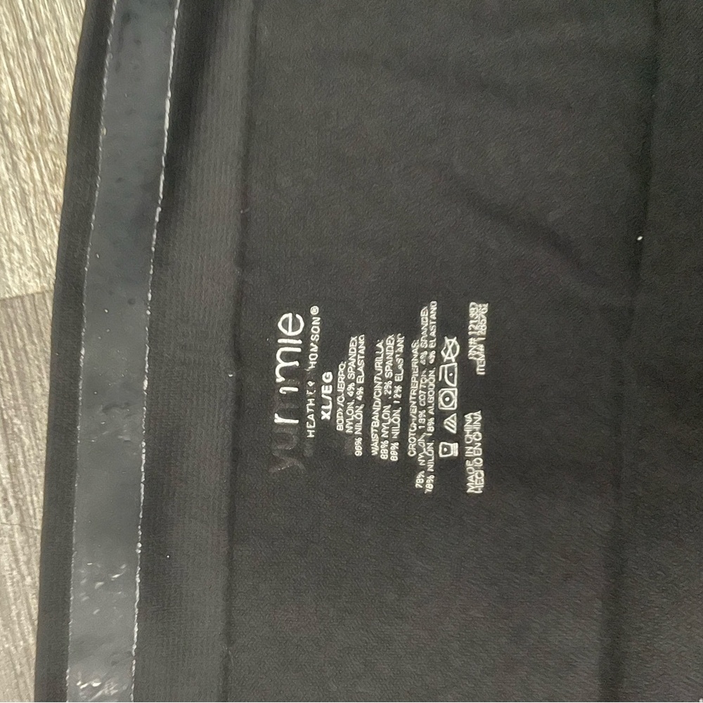 Shaper Shorts - Picture 3 of 3